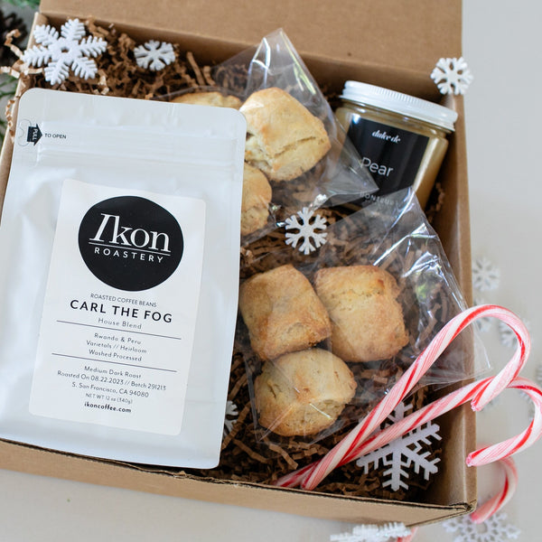 Holiday Spirit Ultimate Gift Box 🌟