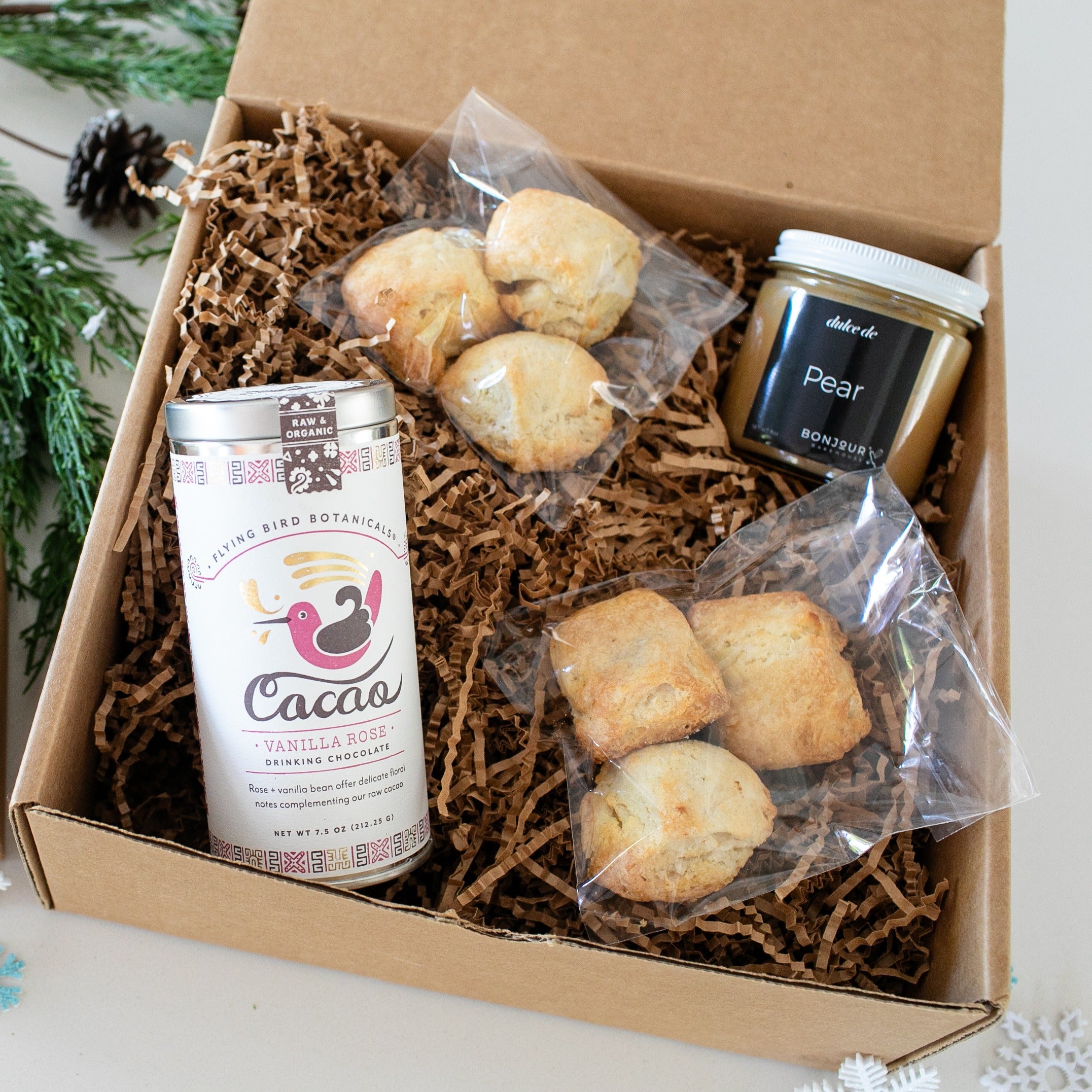 1 Holiday Spirit Ultimate Gift Box - Cocoa & Pear R - Customized it with your Company Logo 🌟
