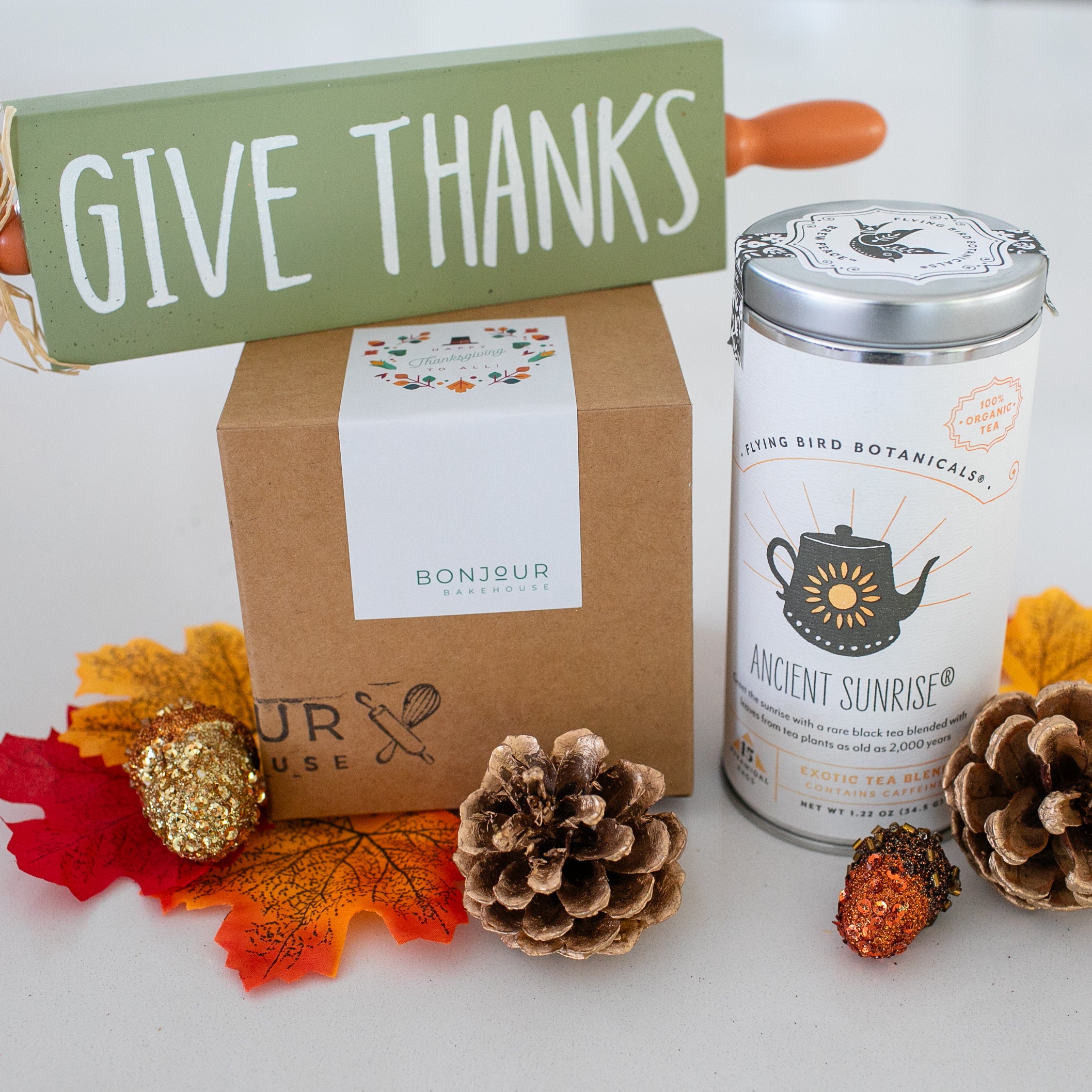 1 Thanksgiving Gift Box - Cookies + Tea R - Customized it with your Company Logo 🍁 🍂
