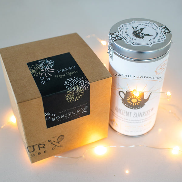 1 New Year Gift Box  - Assorted Cookies + Tea R 🎆🎉