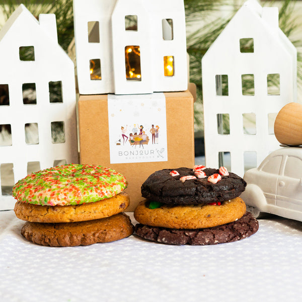 1 Holiday Spirit Gift Box - Cookies + Cocoa G  - Customized it with your Company Logo 🌟