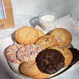 Chocolate Chips Cookies, Peanut Butter Cookies, Double Chocolate Cookies,Snickerdoodle Cookies and Rainbow Cookies (Sugar Cookies,Party Cookies). Baked fresh daily from our Bakery in California, San Francisco, San Mateo. Best for gifts, birthday, corporate gifts, employee appreciation