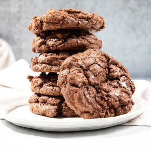 Half a dozen of delicious Gluten Free Cookies. Stack of 6 handmade freshly baked gluten free cookies. Baked in our San Francisco, California Bakery in small batched using only the best ingredients, mostly organic. 